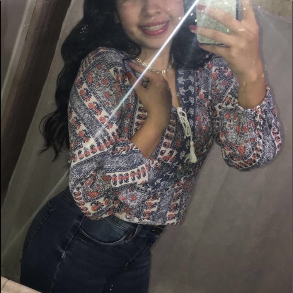 Patterned Hollister blouse